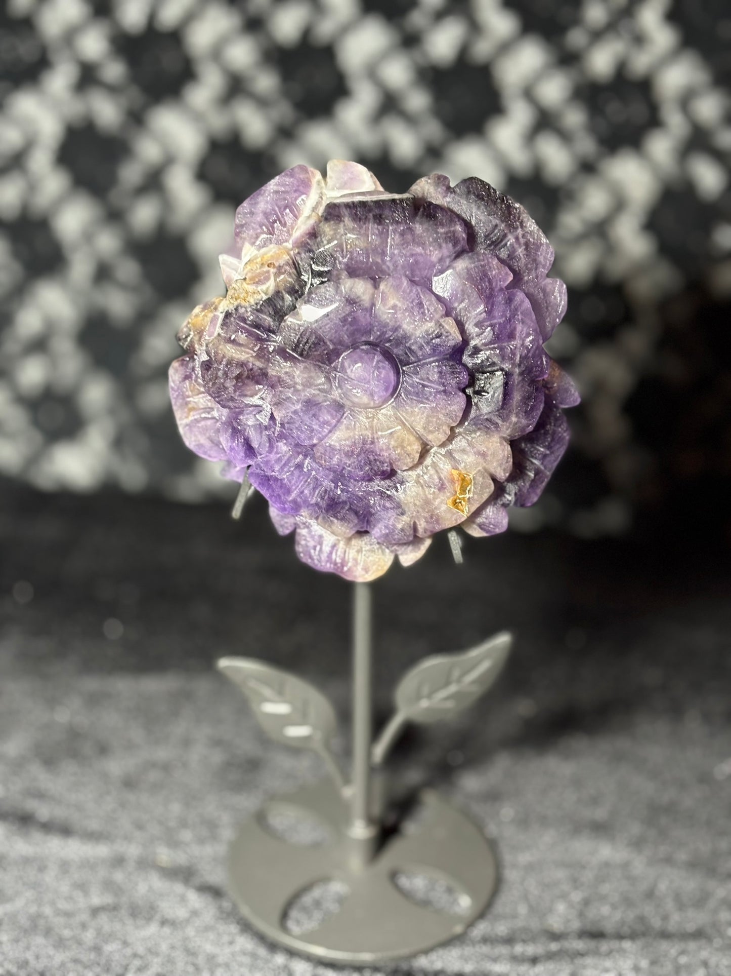 Amethyst Agate Rose Carving w. stand