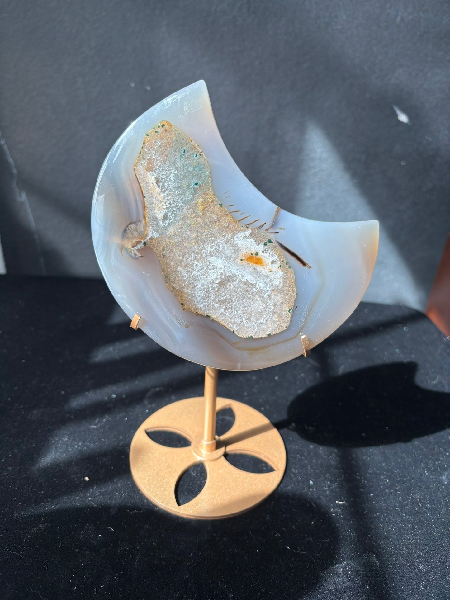 Agate Moon