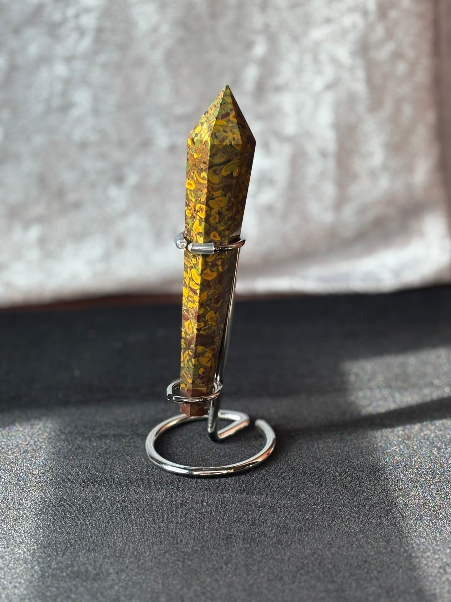Conglomerate Jasper Wand