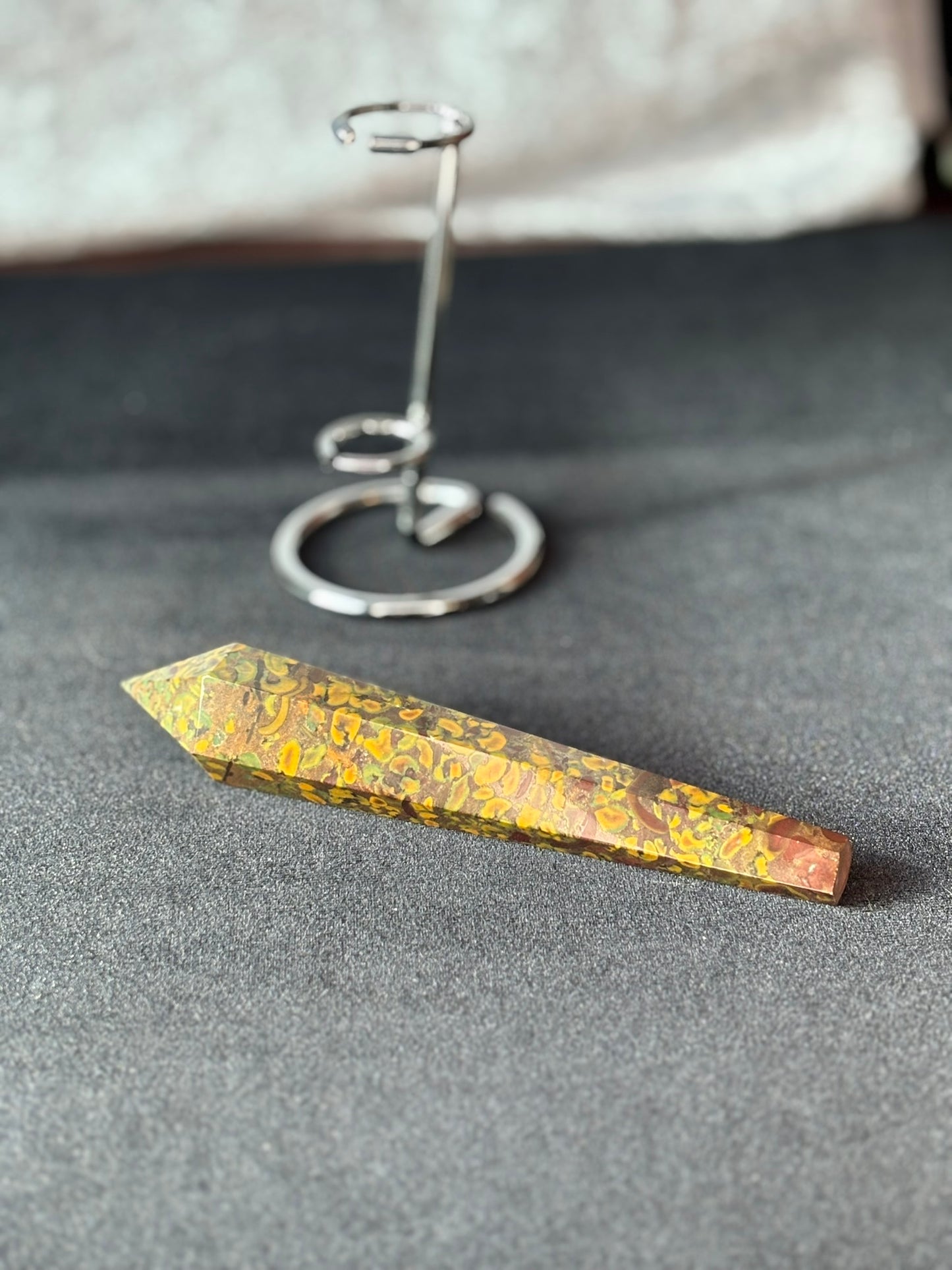 Conglomerate Jasper Wand