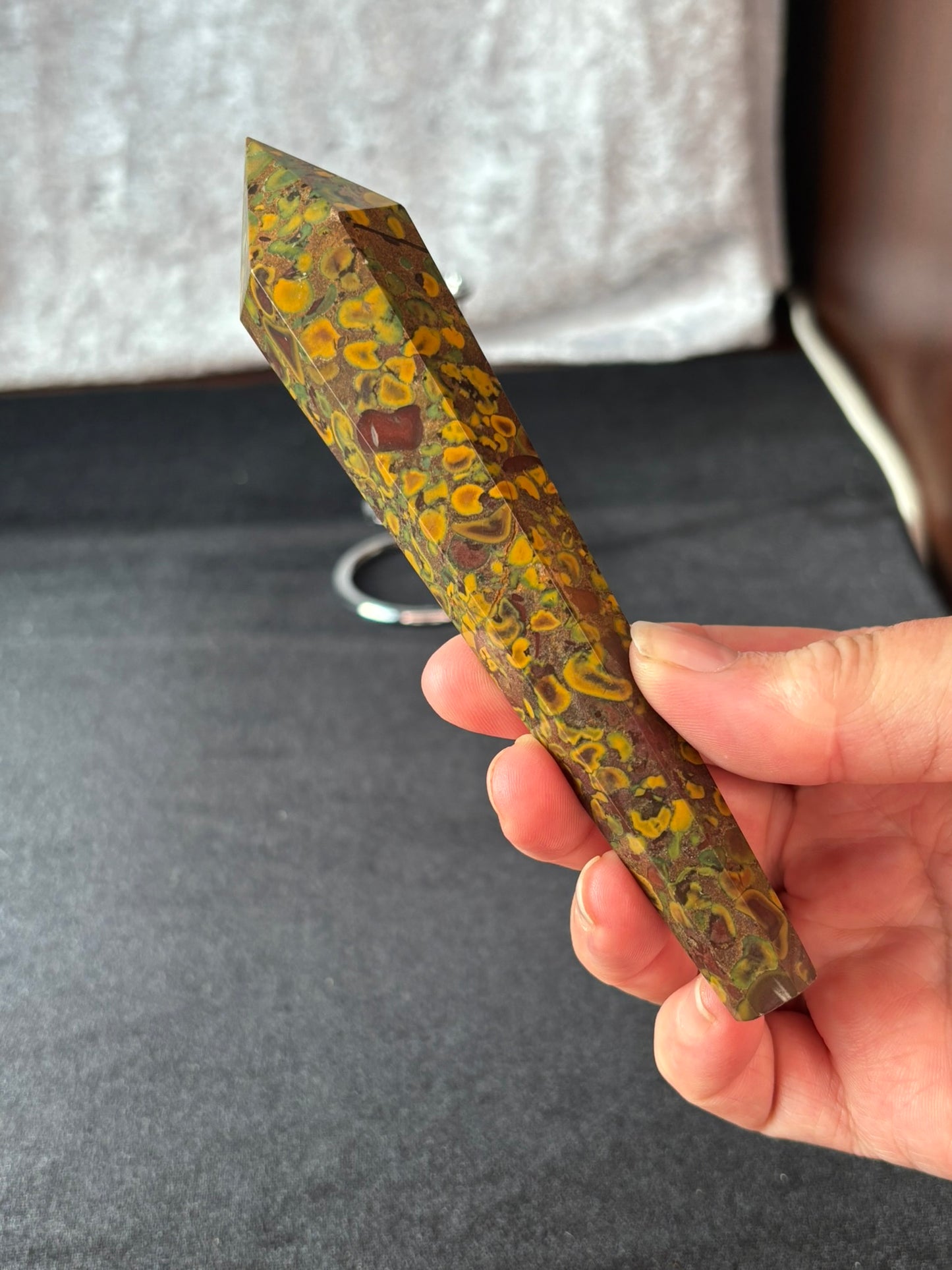 Conglomerate Jasper Wand