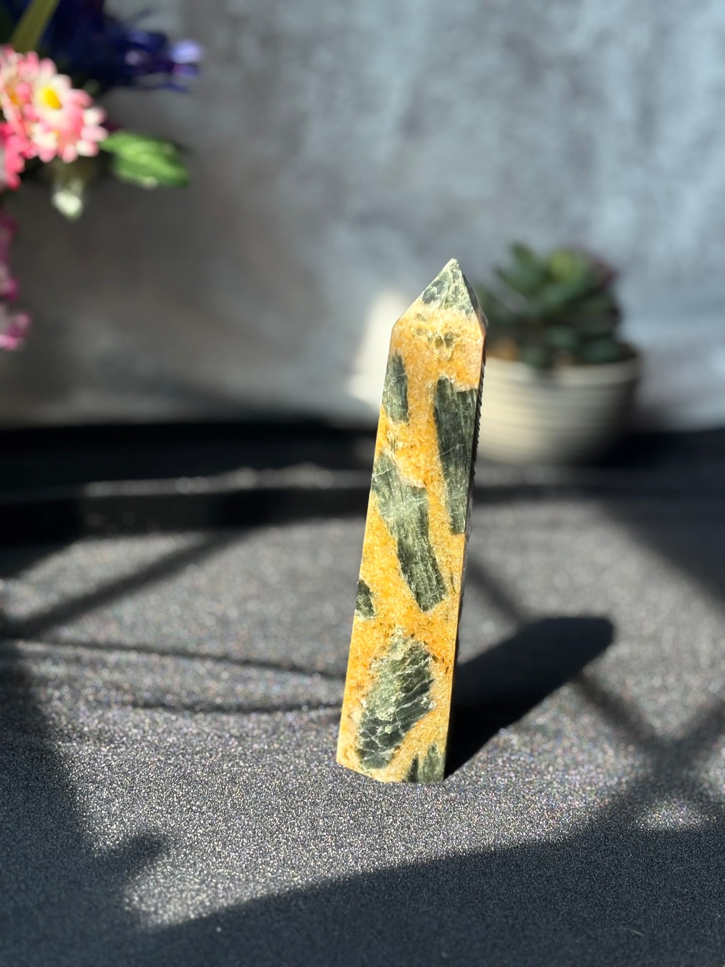 Seraphinite w. Sunstone Tower