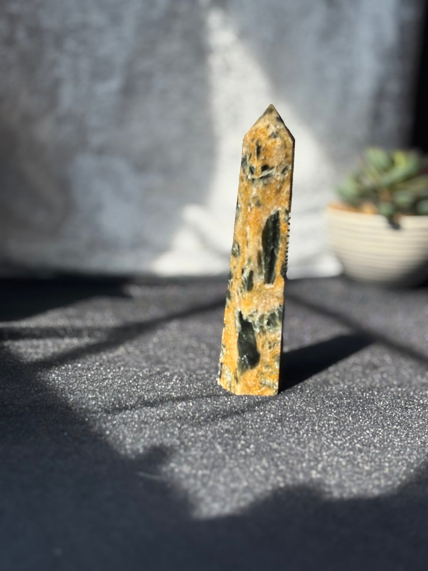 Seraphinite w. Sunstone Tower