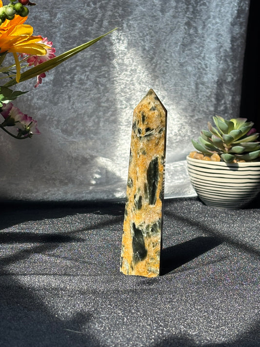 Seraphinite w. Sunstone Tower