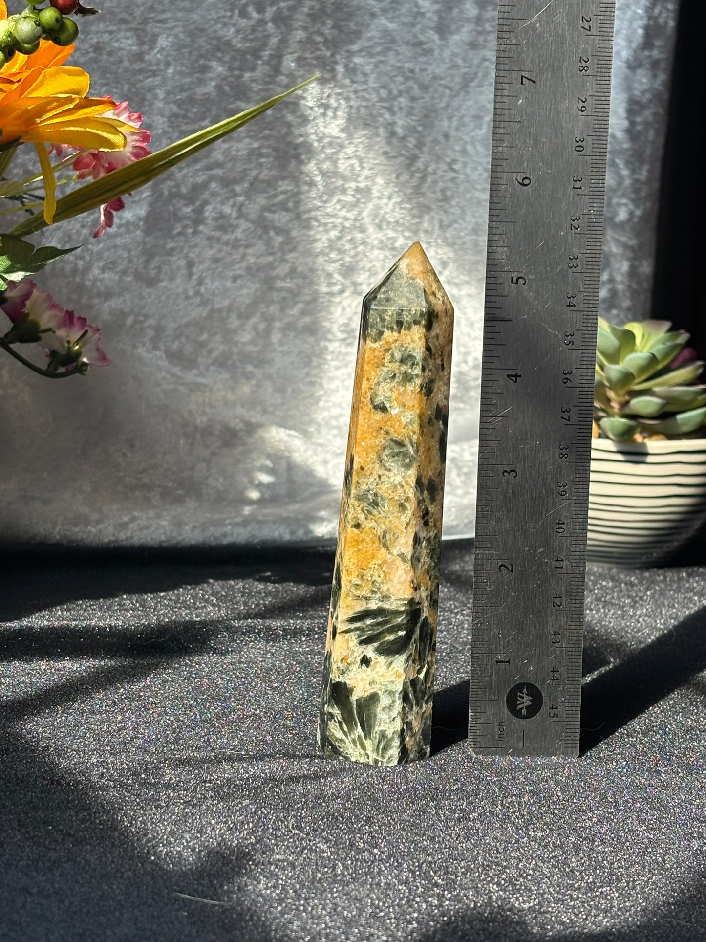 Seraphinite w. Sunstone Tower