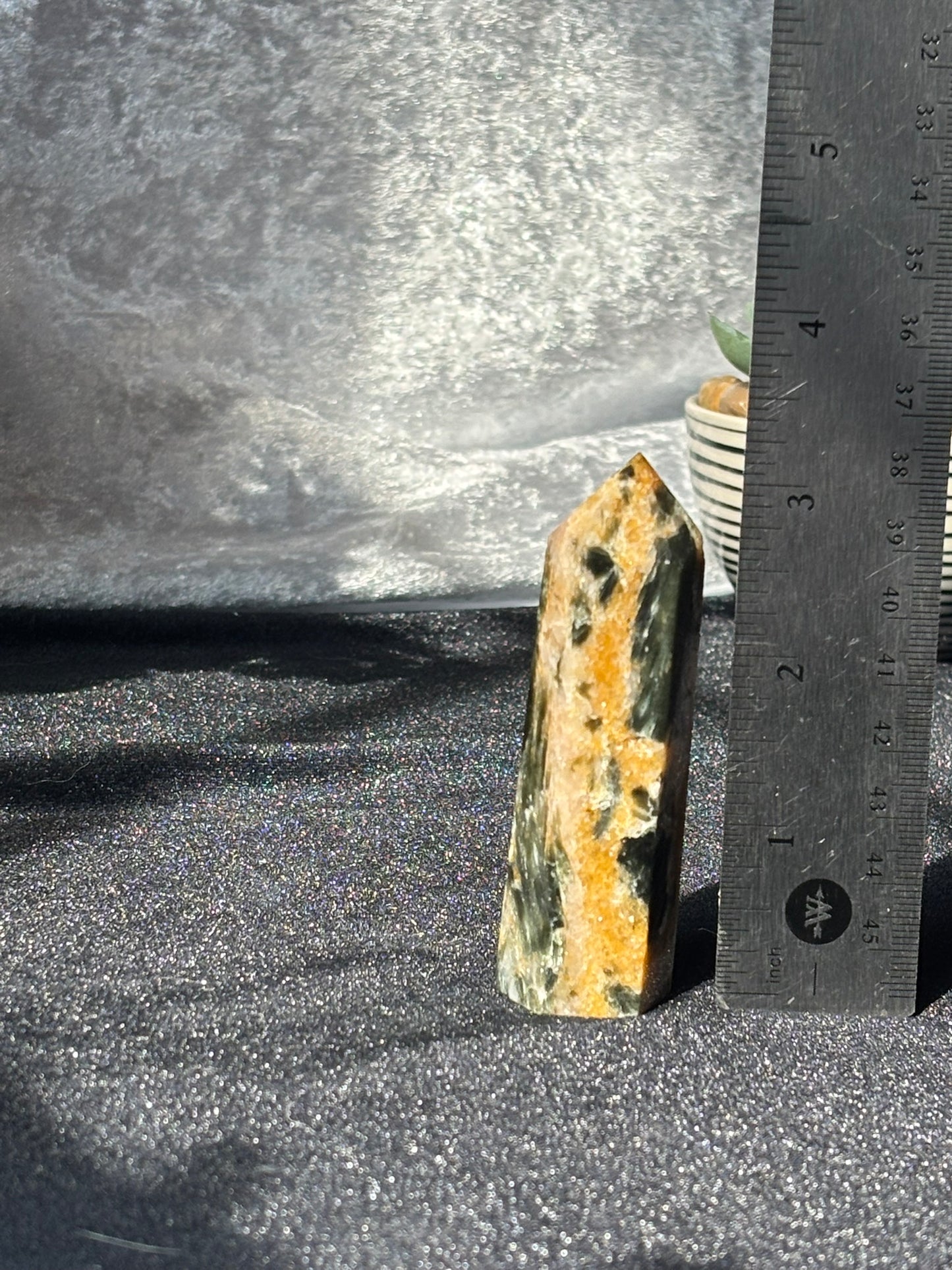 Seraphinite w. Sunstone Tower