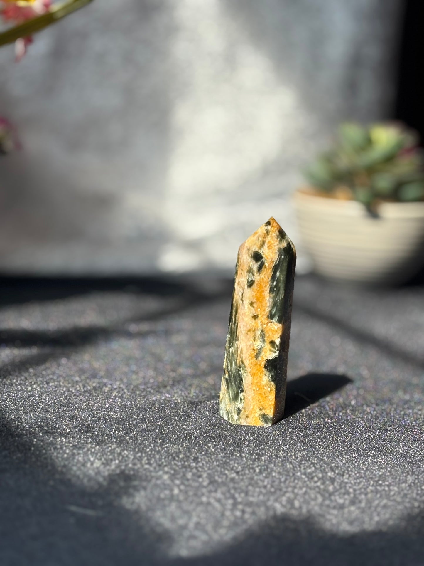 Seraphinite w. Sunstone Tower