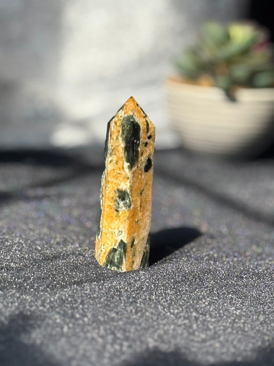 Seraphinite w. Sunstone Tower