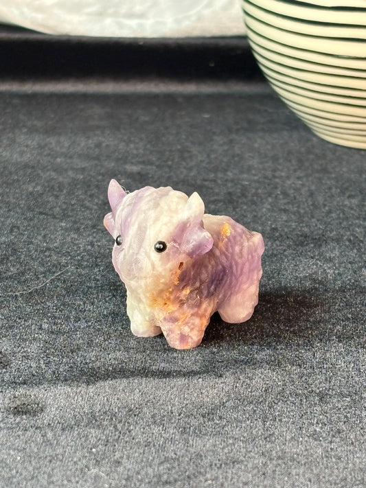 Dream Amethyst Highland Cow