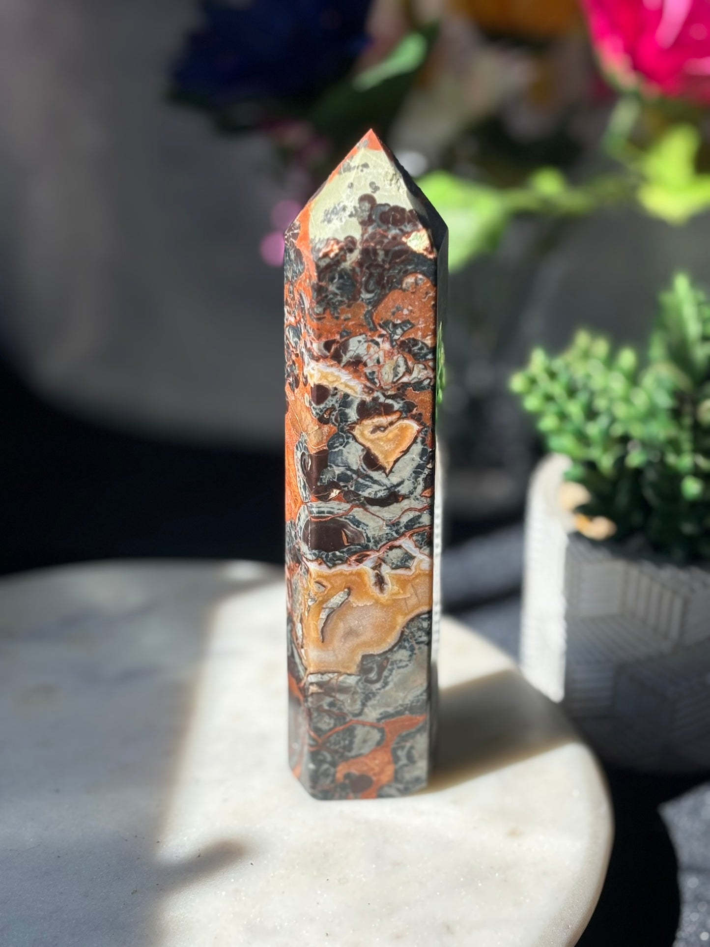 Black Money Agate Tower