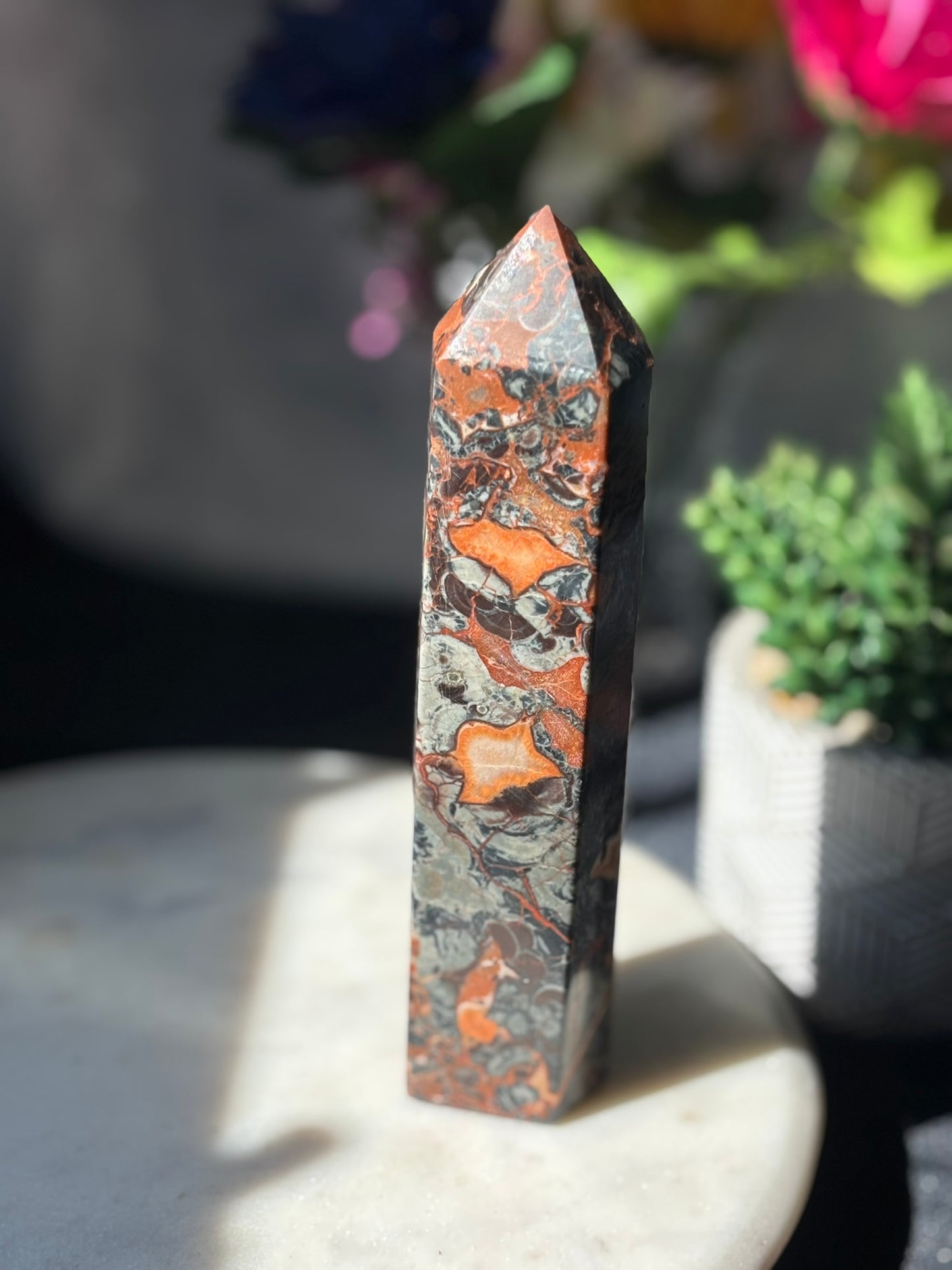 Black Money Agate Tower