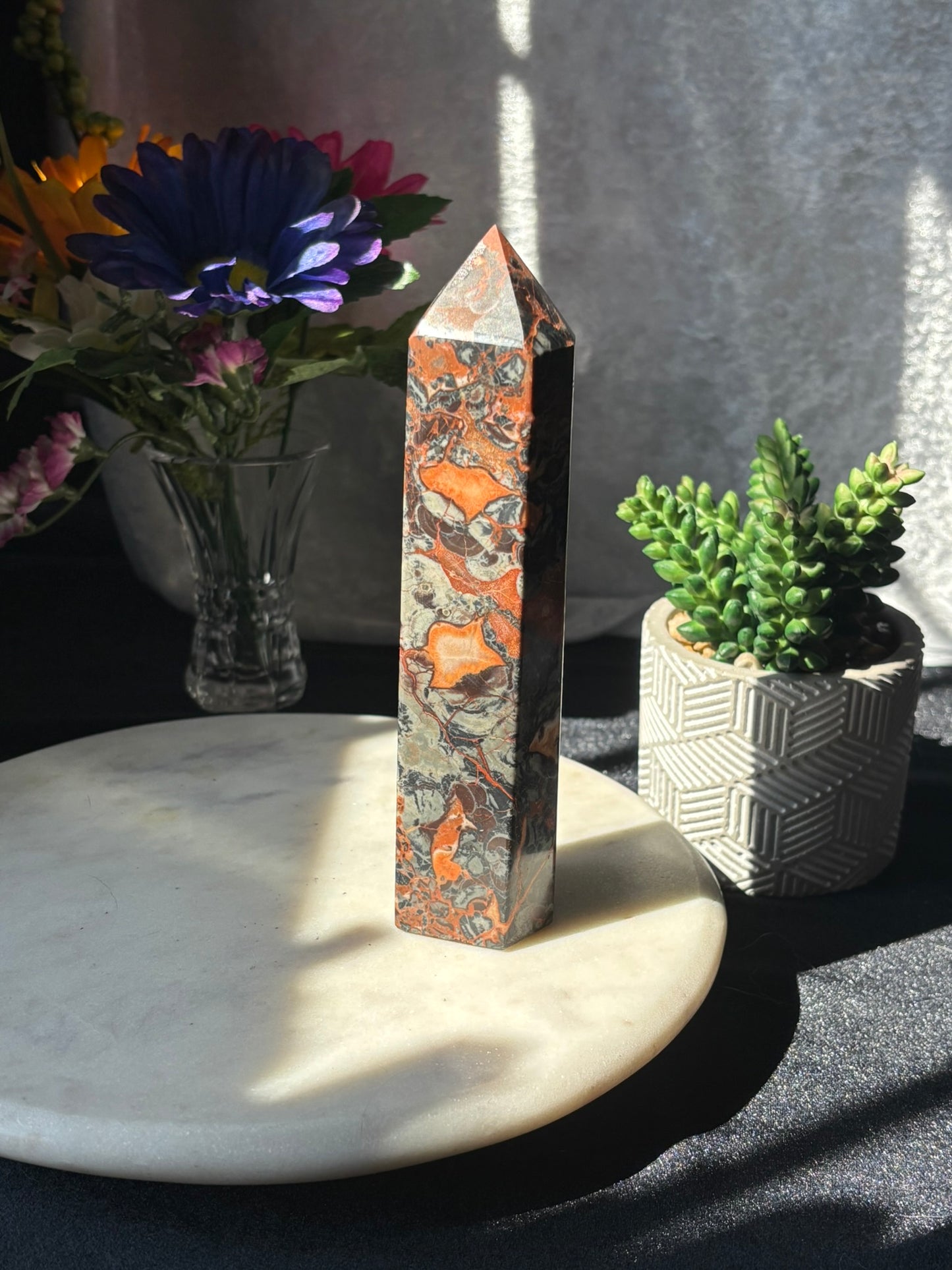 Black Money Agate Tower